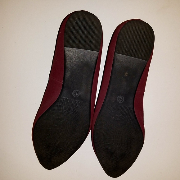 😊Nicole, size 9, womens flats, burgundy - Picture 3 of 3